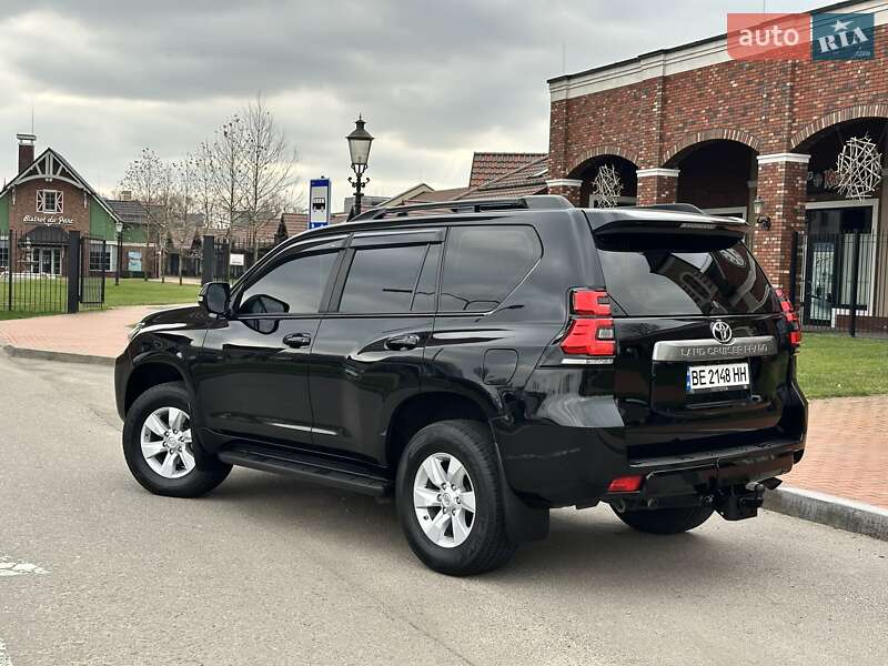 Внедорожник / Кроссовер Toyota Land Cruiser Prado 2019 в Киеве фото 6 Внедорожник / Кроссовер Toyota Land Cruiser Prado 2019 в Киеве
