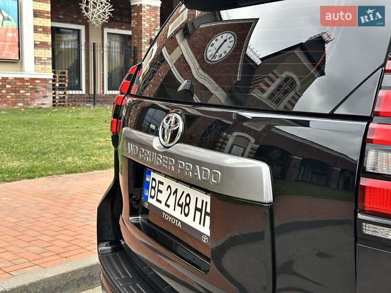 Внедорожник / Кроссовер Toyota Land Cruiser Prado 2019 в Киеве фото 25 Внедорожник / Кроссовер Toyota Land Cruiser Prado 2019 в Киеве