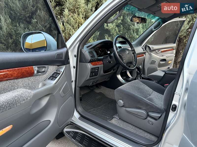 Внедорожник / Кроссовер Toyota Land Cruiser Prado 2008 в Киеве фото 61 Внедорожник / Кроссовер Toyota Land Cruiser Prado 2008 в Киеве