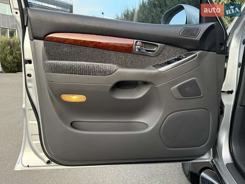 Внедорожник / Кроссовер Toyota Land Cruiser Prado 2008 в Киеве фото 70 Внедорожник / Кроссовер Toyota Land Cruiser Prado 2008 в Киеве