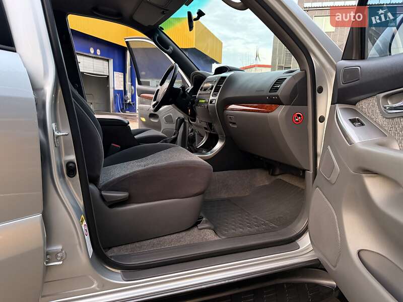 Внедорожник / Кроссовер Toyota Land Cruiser Prado 2008 в Киеве фото 114 Внедорожник / Кроссовер Toyota Land Cruiser Prado 2008 в Киеве