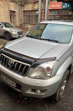 Внедорожник / Кроссовер Toyota Land Cruiser Prado 2004 в Киеве