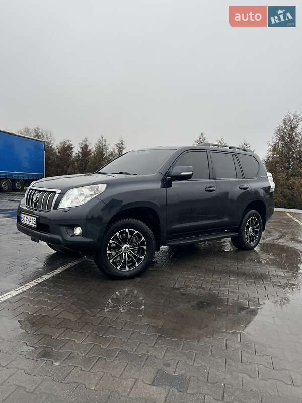 Внедорожник / Кроссовер Toyota Land Cruiser Prado 2010 в Тернополе фото 7 Внедорожник / Кроссовер Toyota Land Cruiser Prado 2010 в Тернополе