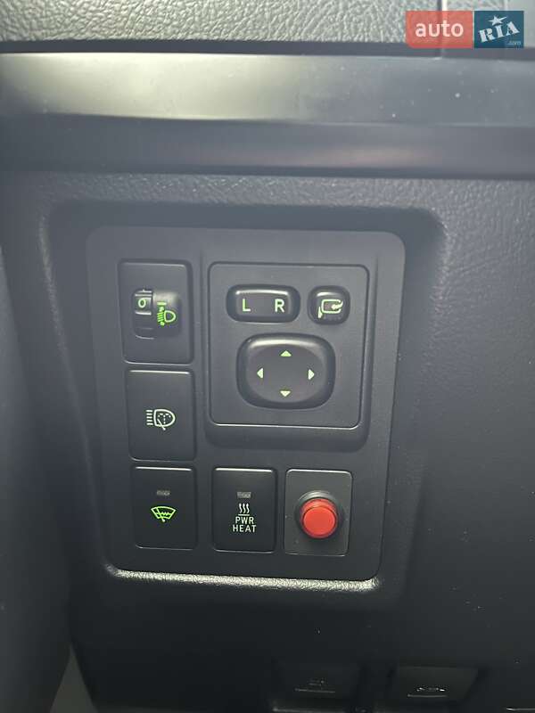 Внедорожник / Кроссовер Toyota Land Cruiser Prado 2010 в Тернополе фото 20 Внедорожник / Кроссовер Toyota Land Cruiser Prado 2010 в Тернополе