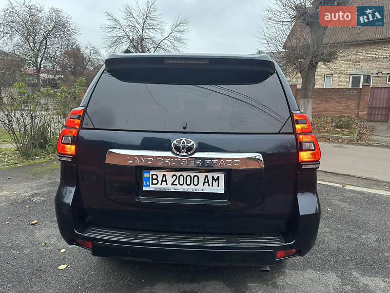 Внедорожник / Кроссовер Toyota Land Cruiser Prado 2019 в Киеве фото 6 Внедорожник / Кроссовер Toyota Land Cruiser Prado 2019 в Киеве