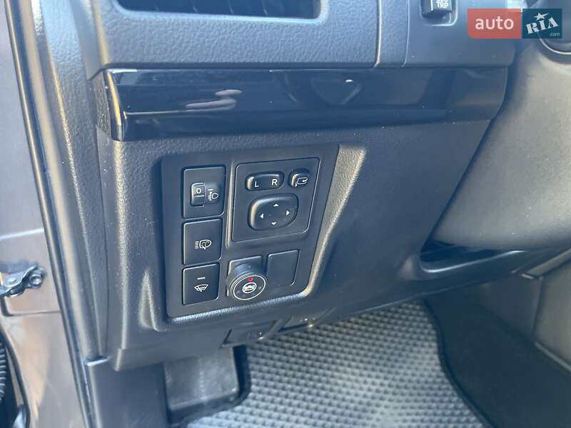 Внедорожник / Кроссовер Toyota Land Cruiser Prado 2013 в Ивано-Франковске