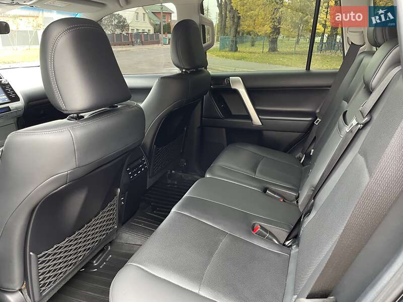 Внедорожник / Кроссовер Toyota Land Cruiser Prado 2019 в Виннице фото 35 Внедорожник / Кроссовер Toyota Land Cruiser Prado 2019 в Виннице