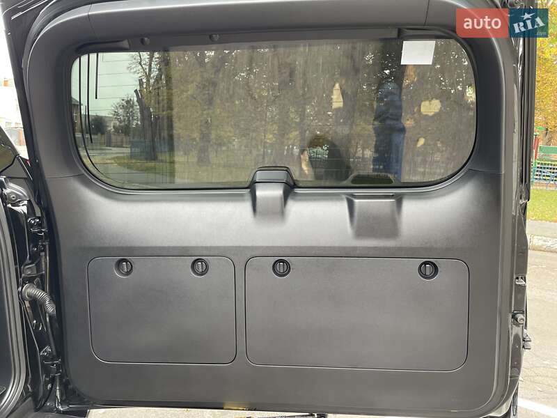 Внедорожник / Кроссовер Toyota Land Cruiser Prado 2019 в Виннице фото 41 Внедорожник / Кроссовер Toyota Land Cruiser Prado 2019 в Виннице