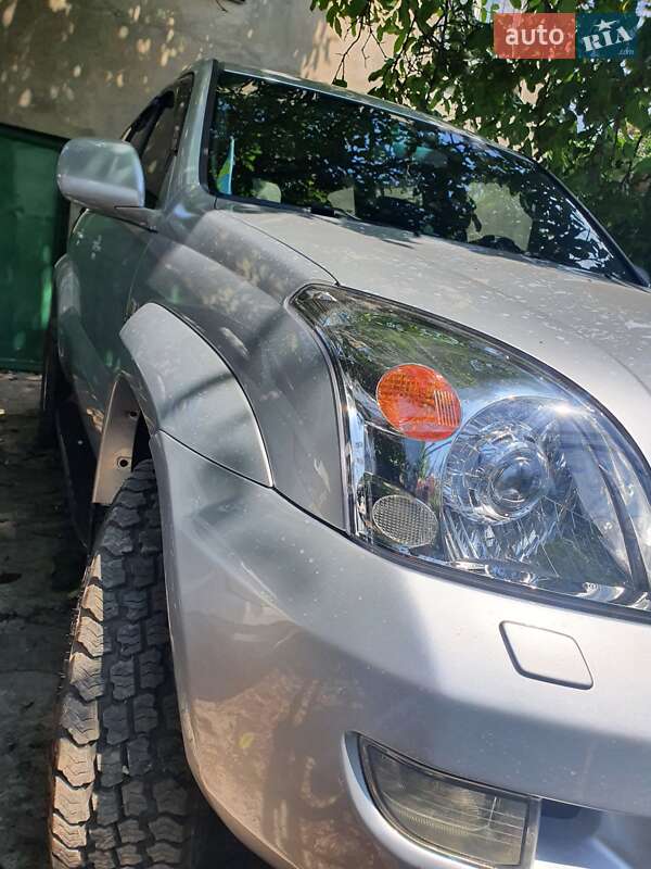 Позашляховик / Кросовер Toyota Land Cruiser Prado 2003 в Одесі