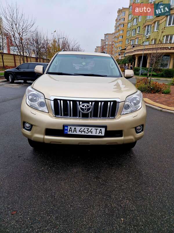 Внедорожник / Кроссовер Toyota Land Cruiser Prado 2012 в Киеве фото 2 Внедорожник / Кроссовер Toyota Land Cruiser Prado 2012 в Киеве