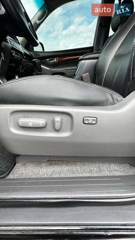 Позашляховик / Кросовер Toyota Land Cruiser Prado 2003 в Одесі