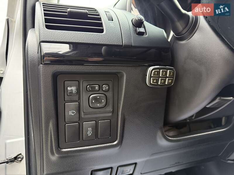 Позашляховик / Кросовер Toyota Land Cruiser Prado 2017 в Вінниці