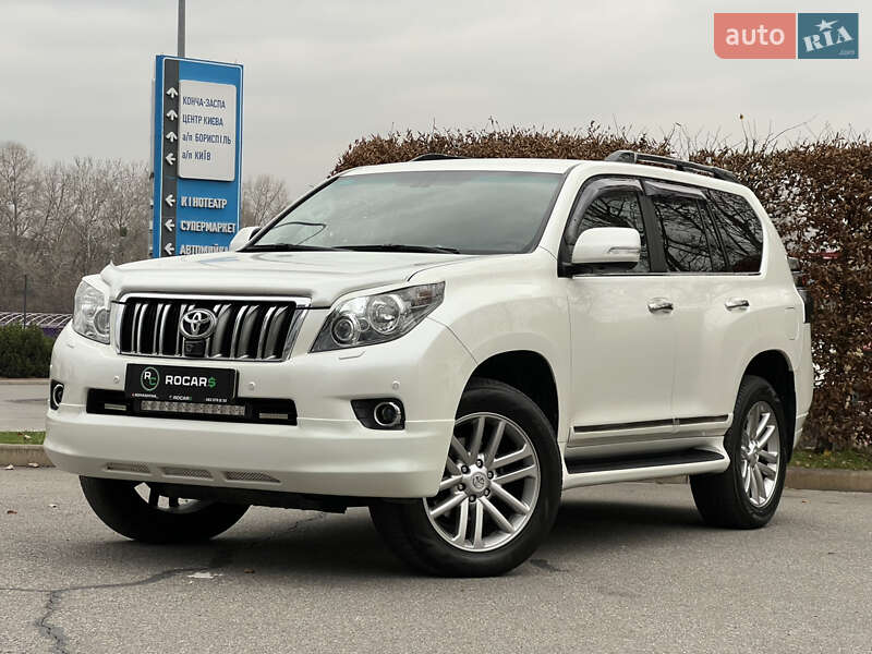 Внедорожник / Кроссовер Toyota Land Cruiser Prado 2010 в Киеве