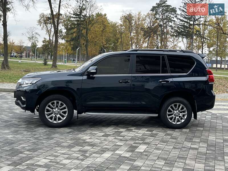 Позашляховик / Кросовер Toyota Land Cruiser Prado 2019 в Мукачевому фото 12 Позашляховик / Кросовер Toyota Land Cruiser Prado 2019 в Мукачевому