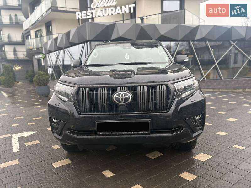 Внедорожник / Кроссовер Toyota Land Cruiser Prado 2023 в Тернополе
