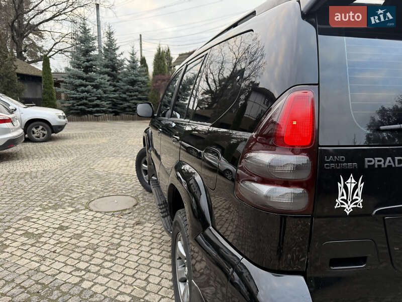 Внедорожник / Кроссовер Toyota Land Cruiser Prado 2007 в Ладыжине