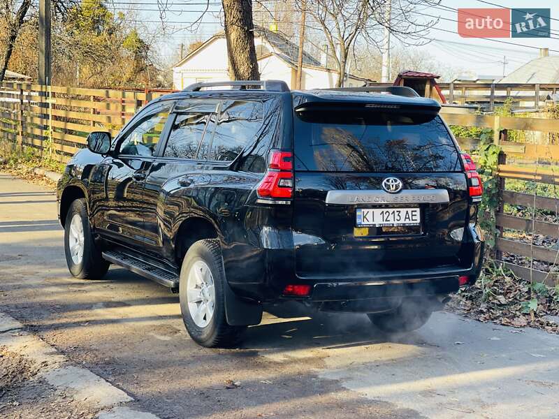 Внедорожник / Кроссовер Toyota Land Cruiser Prado 2019 в Киеве фото 19 Внедорожник / Кроссовер Toyota Land Cruiser Prado 2019 в Киеве