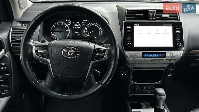 Позашляховик / Кросовер Toyota Land Cruiser Prado 2022 в Києві
