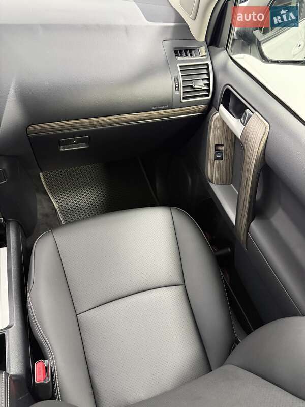 Внедорожник / Кроссовер Toyota Land Cruiser Prado 2020 в Одессе