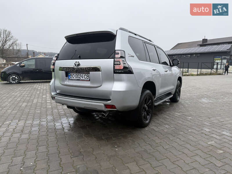 Внедорожник / Кроссовер Toyota Land Cruiser Prado 2022 в Тернополе фото 9 Внедорожник / Кроссовер Toyota Land Cruiser Prado 2022 в Тернополе