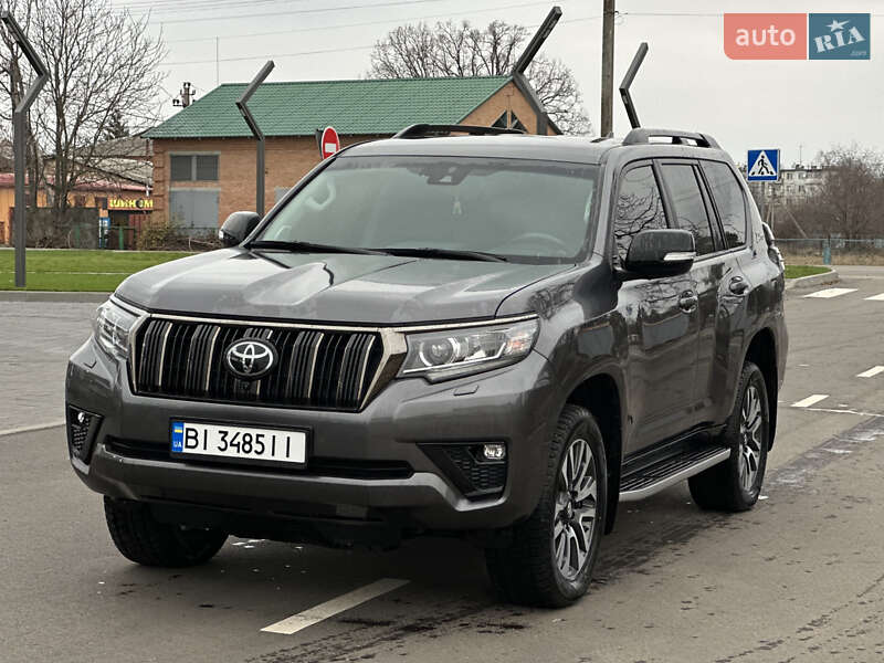 Позашляховик / Кросовер Toyota Land Cruiser Prado 2021 в Лубнах