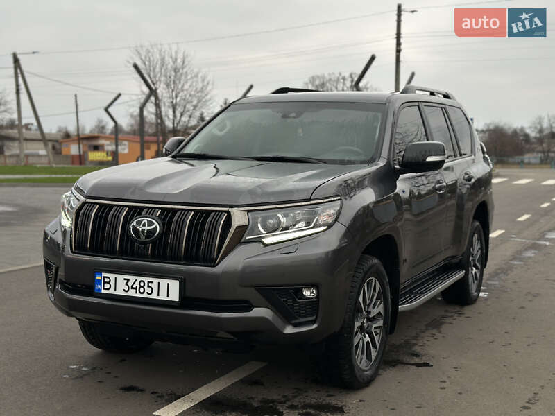 Позашляховик / Кросовер Toyota Land Cruiser Prado 2021 в Лубнах