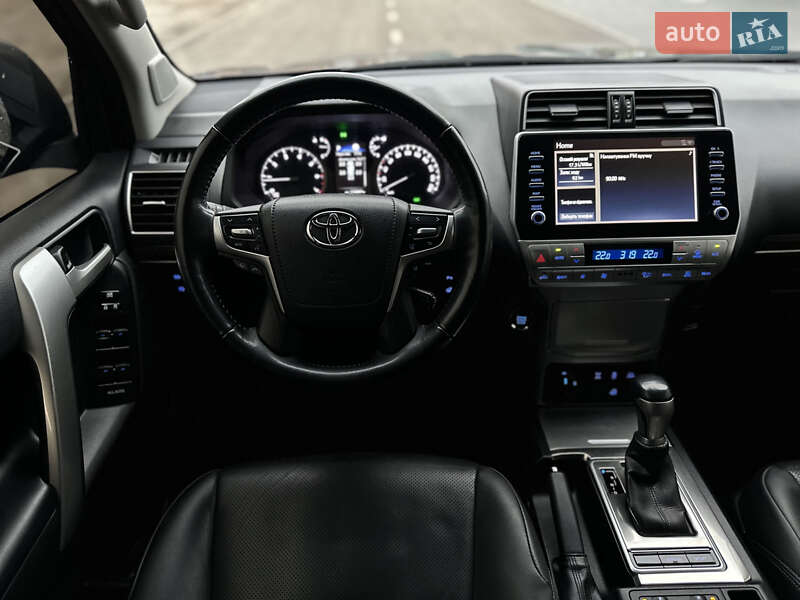 Позашляховик / Кросовер Toyota Land Cruiser Prado 2021 в Лубнах
