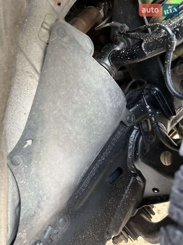 Внедорожник / Кроссовер Toyota Land Cruiser Prado 2004 в Каменском