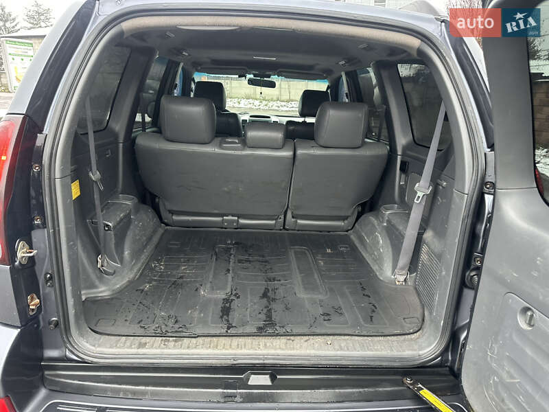 Позашляховик / Кросовер Toyota Land Cruiser Prado 2005 в Рівному