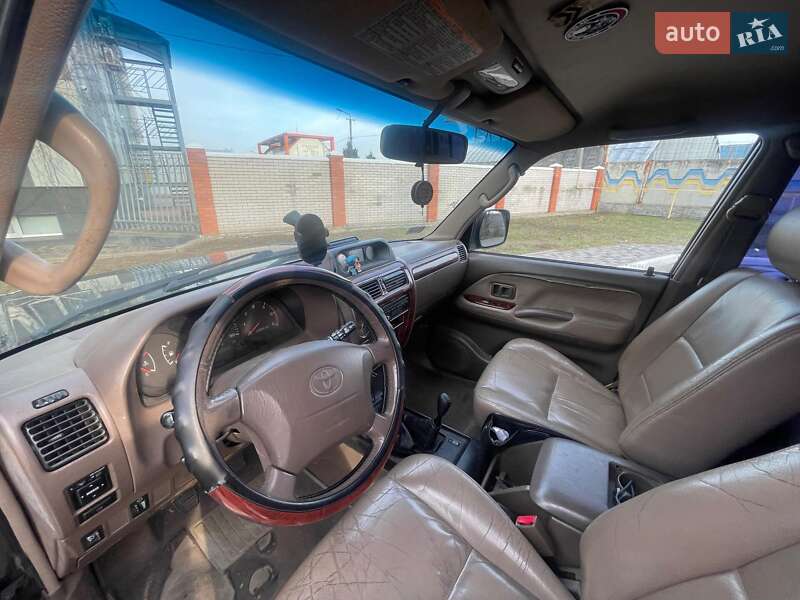 Внедорожник / Кроссовер Toyota Land Cruiser Prado 2000 в Днепре