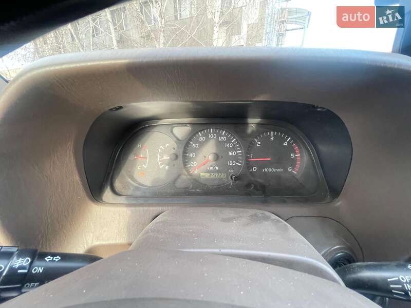 Внедорожник / Кроссовер Toyota Land Cruiser Prado 2000 в Днепре