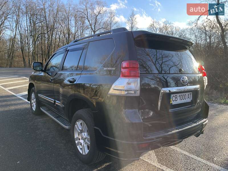 Внедорожник / Кроссовер Toyota Land Cruiser Prado 2010 в Прилуках