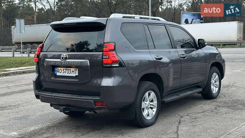 Внедорожник / Кроссовер Toyota Land Cruiser Prado 2019 в Киеве фото 6 Внедорожник / Кроссовер Toyota Land Cruiser Prado 2019 в Киеве