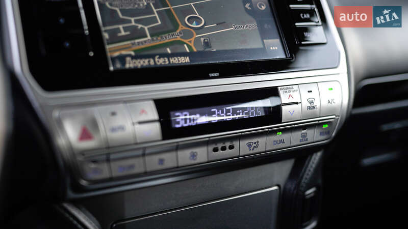 Внедорожник / Кроссовер Toyota Land Cruiser Prado 2019 в Львове