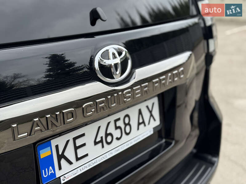 Внедорожник / Кроссовер Toyota Land Cruiser Prado 2021 в Днепре