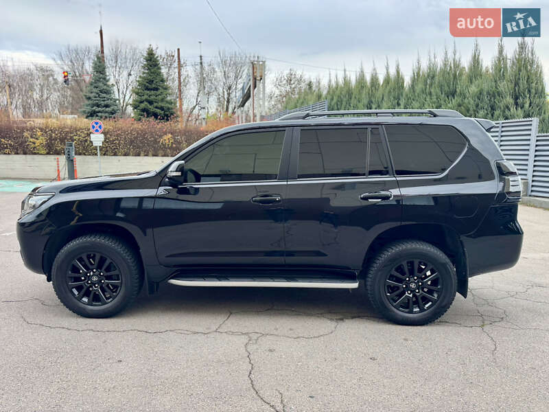 Внедорожник / Кроссовер Toyota Land Cruiser Prado 2021 в Днепре