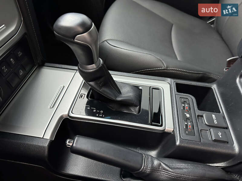 Внедорожник / Кроссовер Toyota Land Cruiser Prado 2021 в Днепре