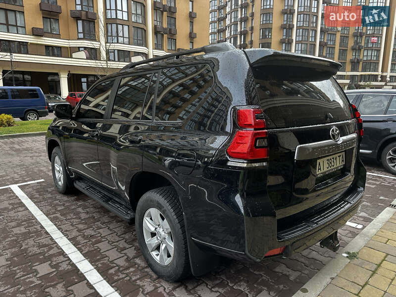 Внедорожник / Кроссовер Toyota Land Cruiser Prado 2021 в Киеве