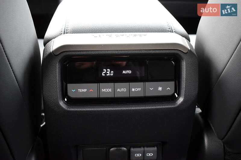 Внедорожник / Кроссовер Toyota Land Cruiser Prado 2025 в Житомире