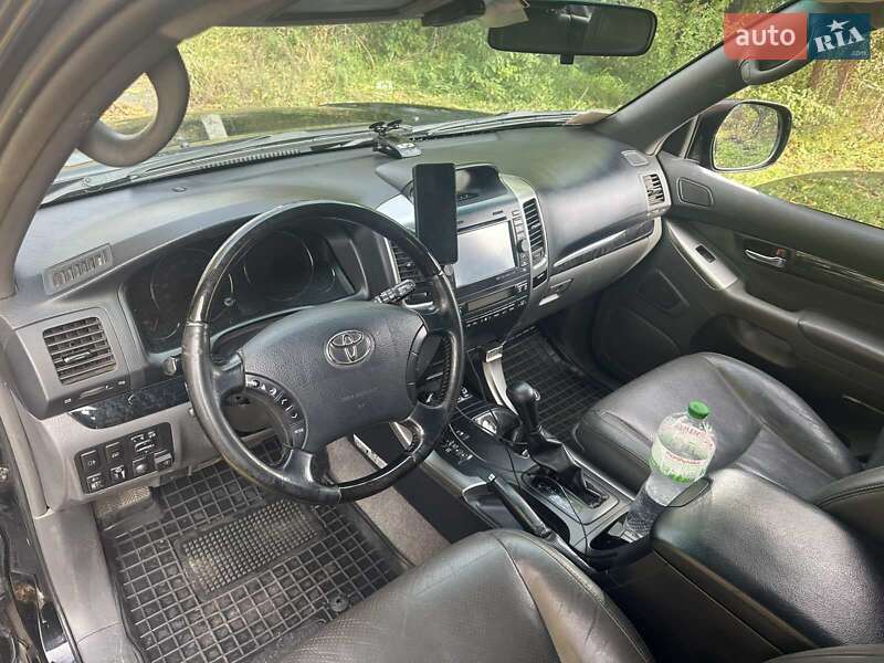 Позашляховик / Кросовер Toyota Land Cruiser Prado 2008 в Києві