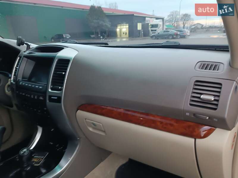 Внедорожник / Кроссовер Toyota Land Cruiser Prado 2006 в Хусте