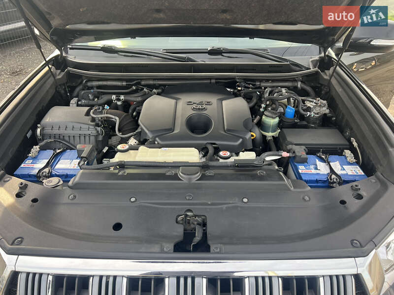 Позашляховик / Кросовер Toyota Land Cruiser Prado 2019 в Києві фото 30 Позашляховик / Кросовер Toyota Land Cruiser Prado 2019 в Києві