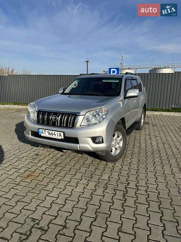 Внедорожник / Кроссовер Toyota Land Cruiser Prado 2012 в Коломые