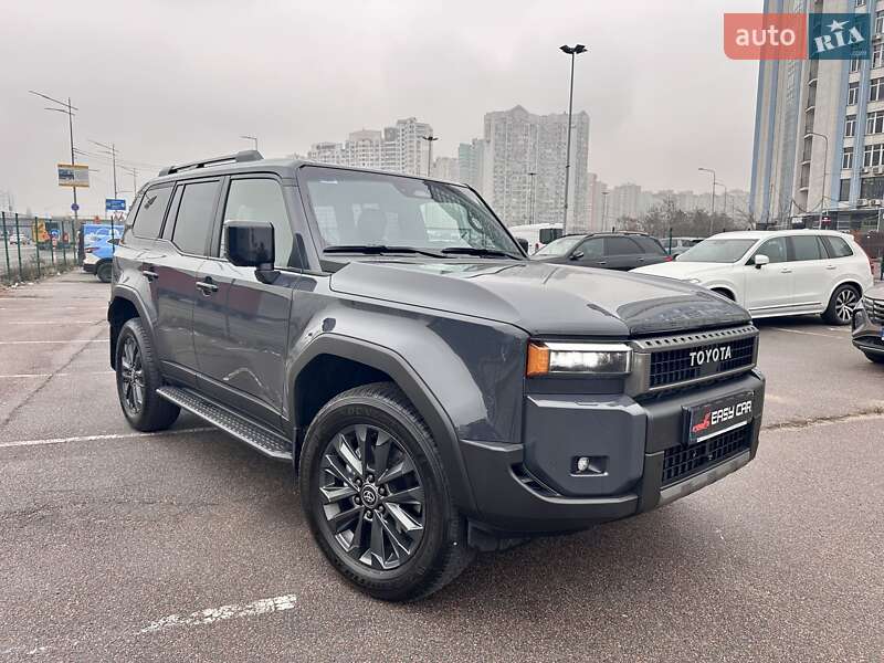 Позашляховик / Кросовер Toyota Land Cruiser Prado 2024 в Києві