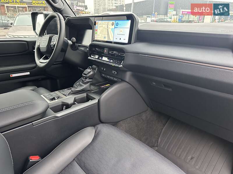 Позашляховик / Кросовер Toyota Land Cruiser Prado 2024 в Києві