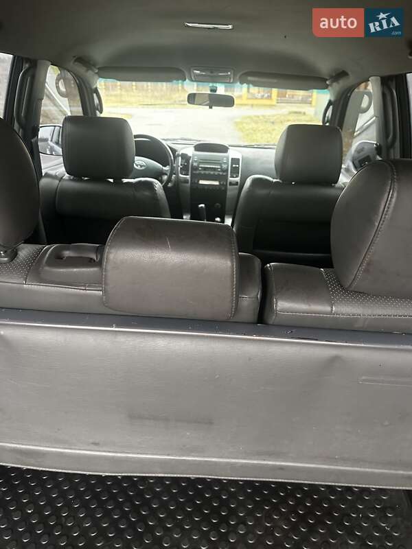 Позашляховик / Кросовер Toyota Land Cruiser Prado 2006 в Києві