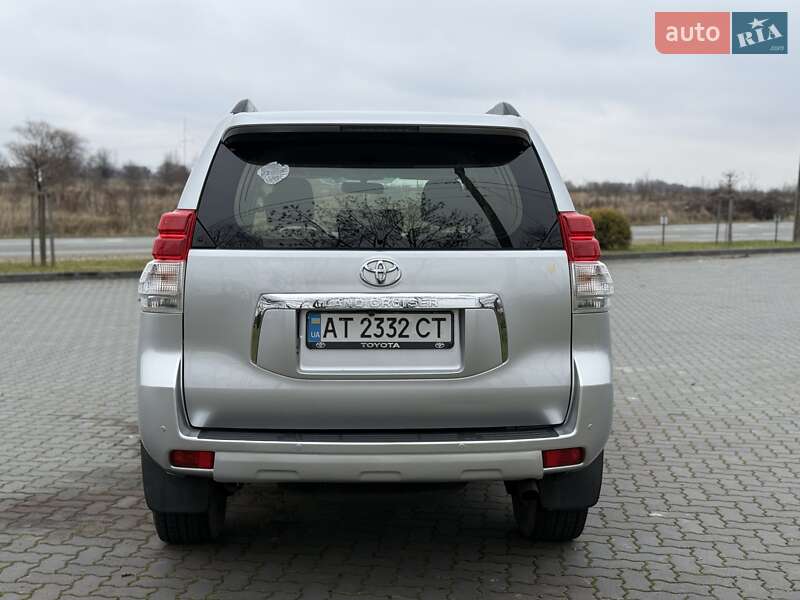 Внедорожник / Кроссовер Toyota Land Cruiser Prado 2013 в Ивано-Франковске