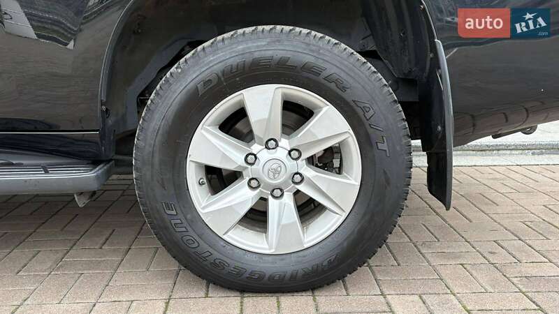 Внедорожник / Кроссовер Toyota Land Cruiser Prado 2019 в Киеве