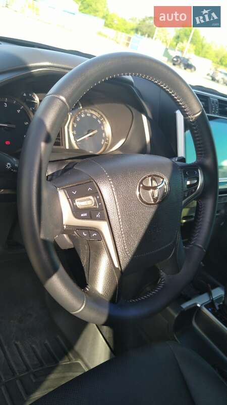 Внедорожник / Кроссовер Toyota Land Cruiser Prado 2023 в Днепре