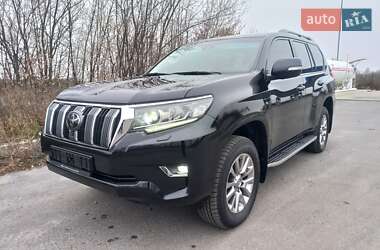 Позашляховик / Кросовер Toyota Land Cruiser Prado 2017 в Полтаві